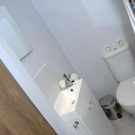 Base Serviced Apartments - City Road Chester Exterior photo