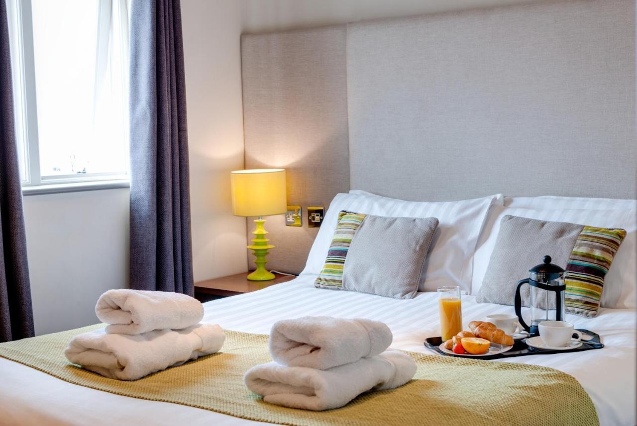 Base Serviced - Road Apartment
